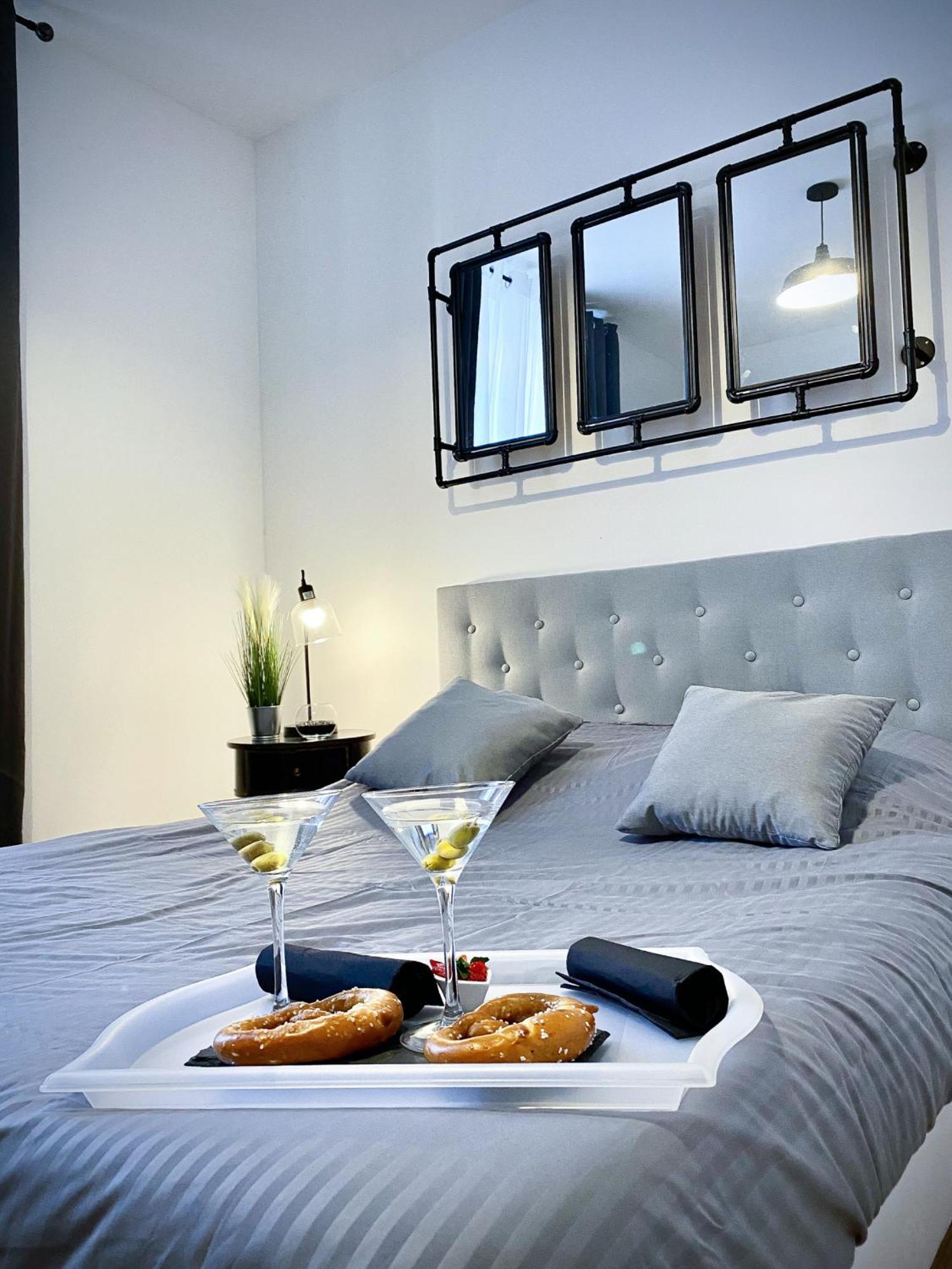 Le convivial, appartement Centre ville Mulhouse Chambre photo